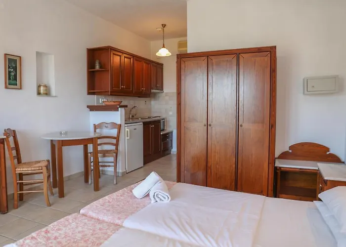 Pandora Skiathos Szálloda 2*