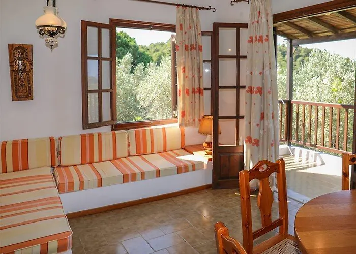 Pandora Skiathos Koliósz