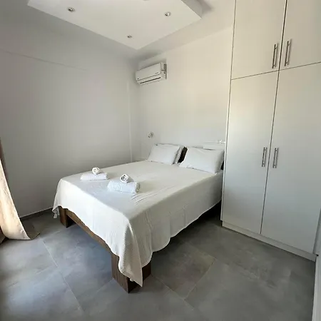 Pandora Skiathos 2*