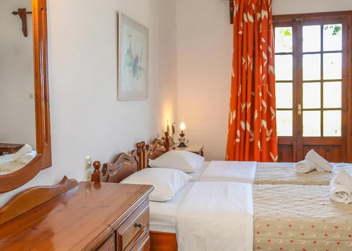 Pandora Skiathos Отель 2*